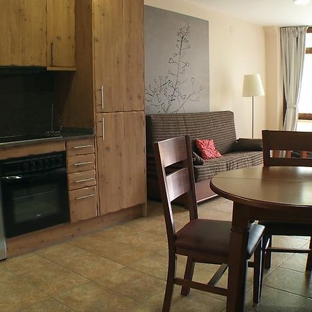 Anticforn Apartment Bohi Bilik gambar