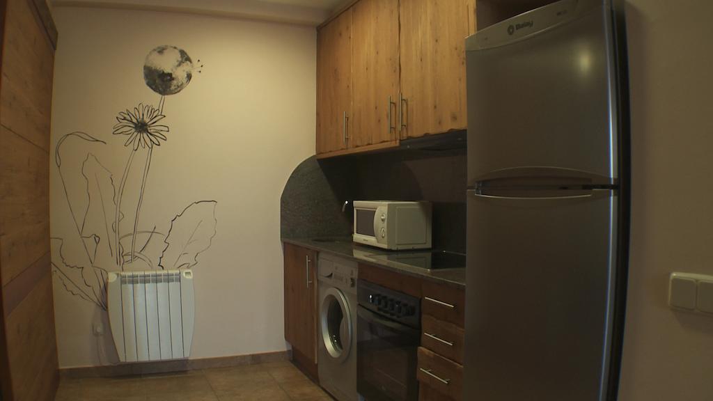 Anticforn Apartment Bohi Bilik gambar