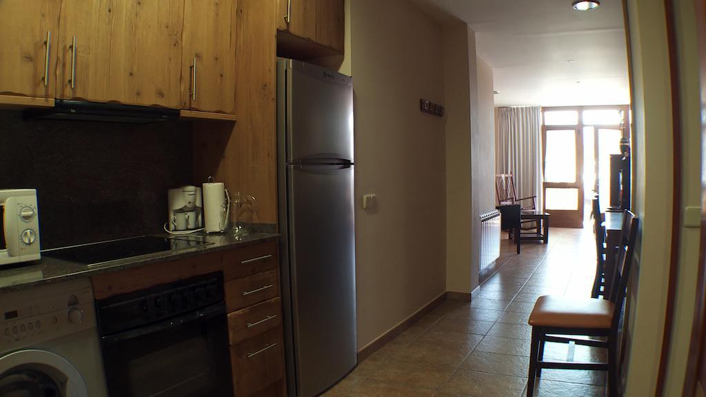 Anticforn Apartment Bohi Bilik gambar